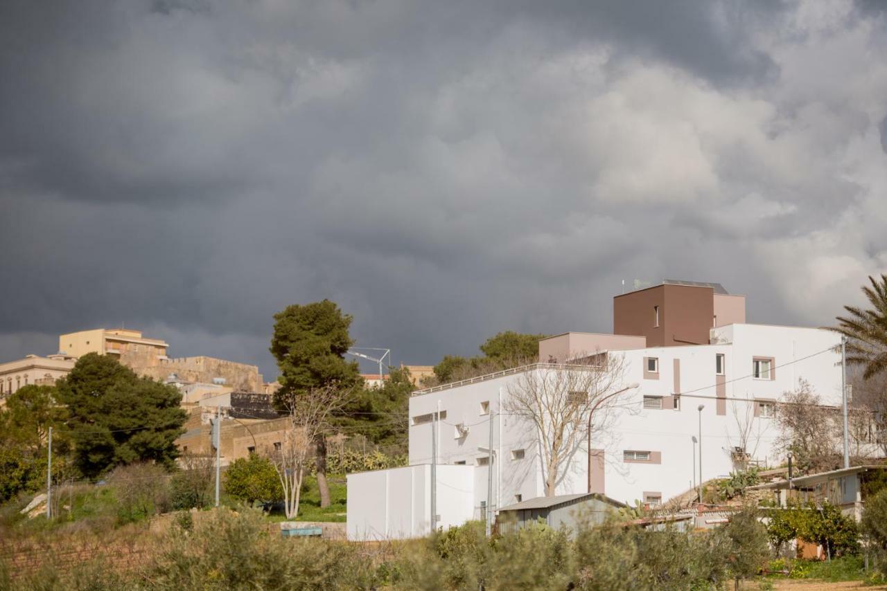 La Terrazza Di Harmakhis Hotel Partanna Eksteriør billede